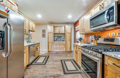 Wilmington Cottage | Wilmington Retreat Near Trails, Skiing & Festivals