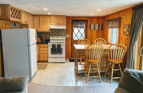 Moultonborough Ski Chalet | Winni Chalet w/lake, beach, & boat launch access