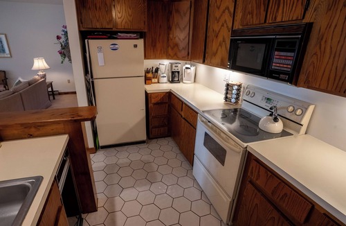 Mirror Lake House | Winnipesaukee lakefront townhome getaway with private beach, 3BRs, peaceful