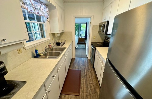 Moultonborough Cabin | Winnipesaukee luxury waterfront 3-BDR home w/dock, views, AC, laundry, beach
