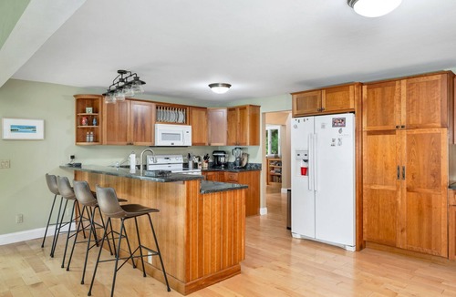 Moultonborough House | Winnipesaukee Waterfront Home Sleeps 14 With Dock