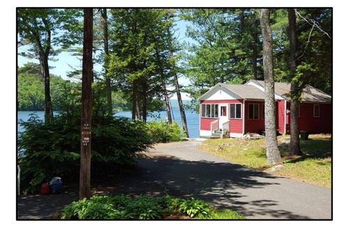 Alton House | WINNIPESAUKEE WATERFRONT Roberts Cove, Alton