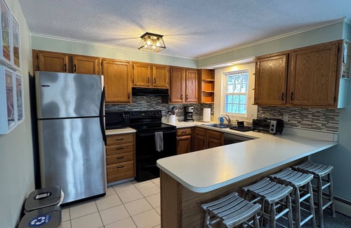 Wilmington Ski Chalet | Winter ‘27 Seasonal Available-Dog Friendly Chalet in the Woods + Pool, Mt. Snow