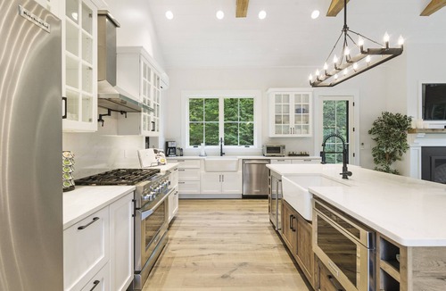 Morrisville House | Winter in Stowe! Modern Stream side Home