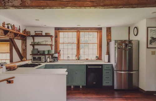 Barnard House | Winterfound Farm, Full Farmhouse & Barn for Groups