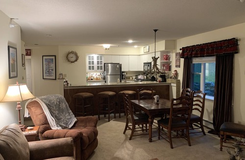 Ludlow Condo | Winterplace Condo Steps away from slopes