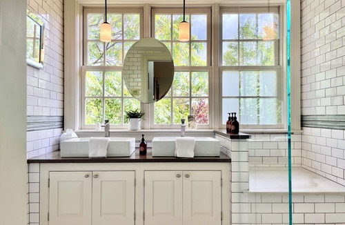 Hudson Hotel | Wm. Farmer & Sons