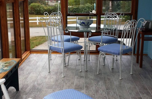 Jamestown Shores House | Wonderful Beach House w/AC - Across From Head's Beach