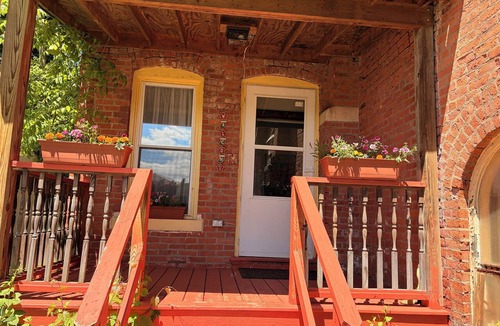Little Falls House | Wonderful Ex Pariah House, Wonderful location