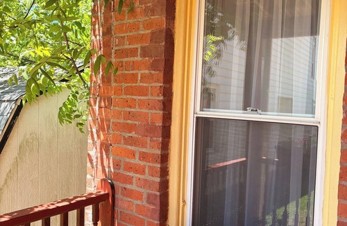 Little Falls House | Wonderful Ex Pariah House, Wonderful location