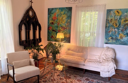 Little Falls House | Wonderful Ex Pariah House, Wonderful location
