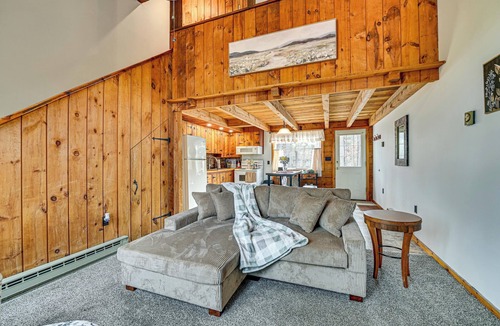 Oak Hill House | Woodland Views: Romantic Hudson Valley Hideaway