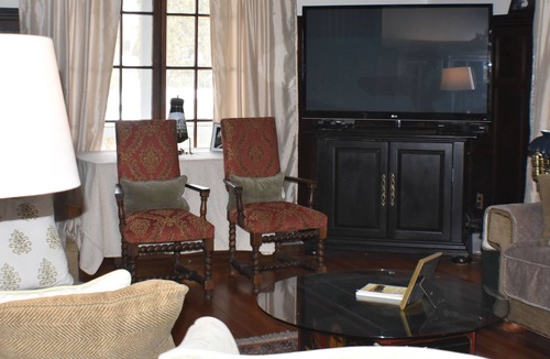 Woodmont House | Woodmont on the Sound Dutch Colonial historical beach home