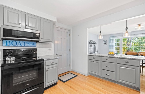 York Harbor House | Woodsea – A Classic Coastal Retreat Steps from Long Sands Beach