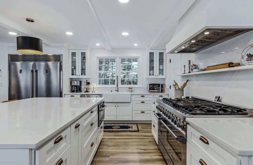 Woodstock House | Woodstock Way Ranch on Private Wooded Acres