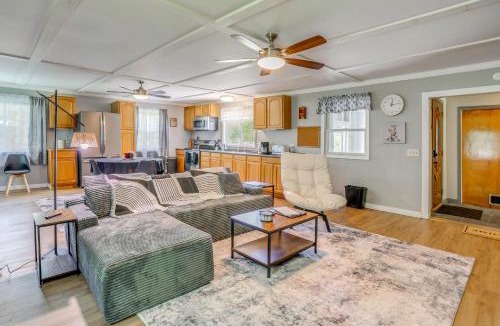 Cassadaga House | Woodsy Home Near Cassadaga Lakes: Pets Welcome!