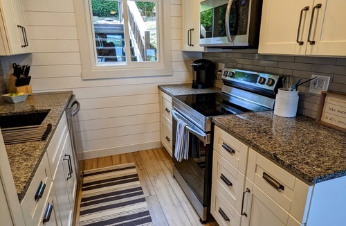 Town of Jerusalem Cottage | WOW! Newly Renovated Cottage on Keuka Lake. Perfect for a Vacation on the Water