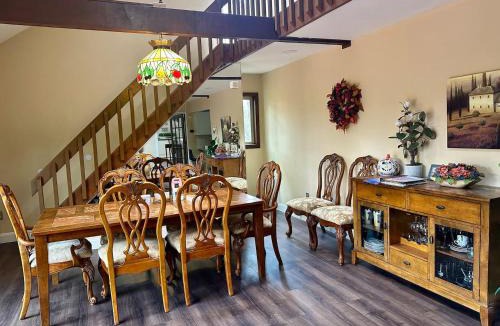 Long Pond House | WOW! Ultimate Pocono Retreat, Hot Tub, Game Room, Deck, Lakes, Skiing, Pools