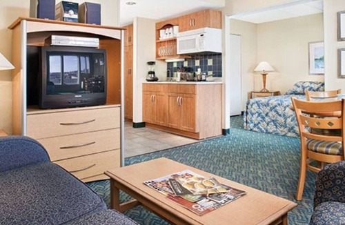 Yachting Village Resort | Wyndham Inn on the Harbor