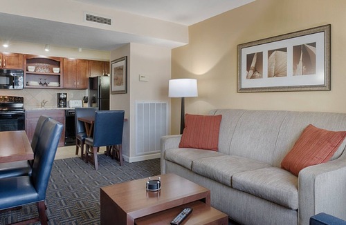 The Point Condo | Wyndham Long Wharf - Newport downtown location