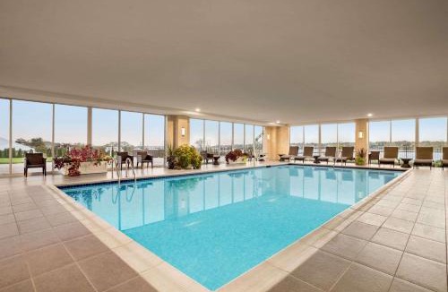 Newport East Hotel | Wyndham Newport Hotel