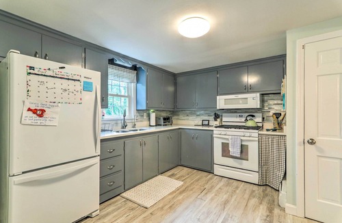 West Yarmouth Cottage | Yarmouth Cottage w/Grill & Yard, Walk to Beach