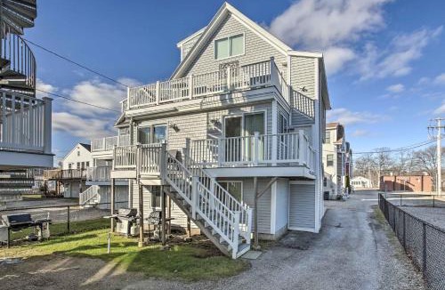 York Beach House | York Beachfront Condo - Steps to Long Sands!