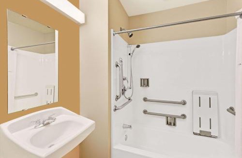 York Hotel | York Microtel Inn & Suites by Wyndham