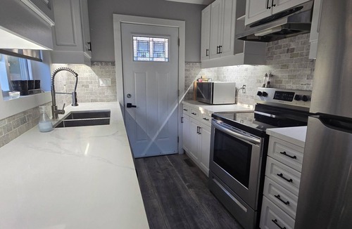 Keswick House | Your Private Retreat Better than a hotel with the amenities of home!