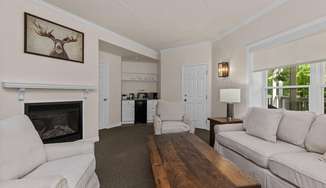 1 bed 1 bath Lodge on Port Cunnington