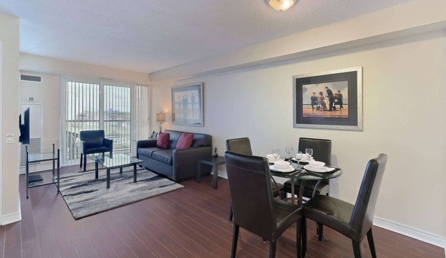 1 Bedroom/1 Bathroom Suite