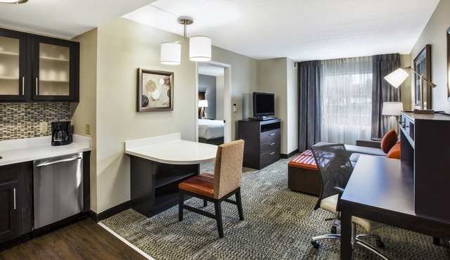 1 Bedroom | Free Breakfast Buffet Included!