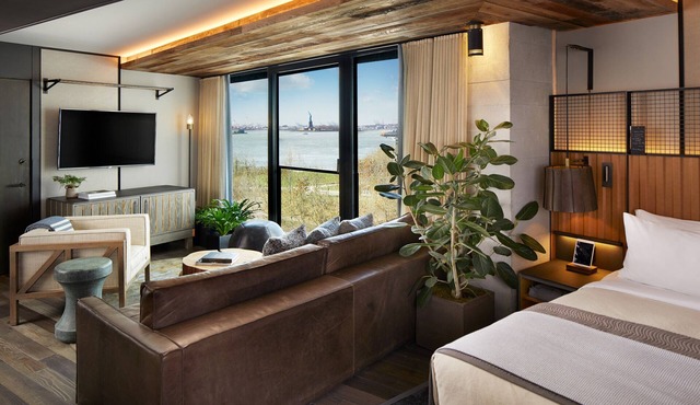 1 Hotel Brooklyn Bridge