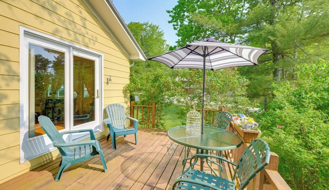 1 Mi to Main St: Charming Elsworth Home w/Yard!
