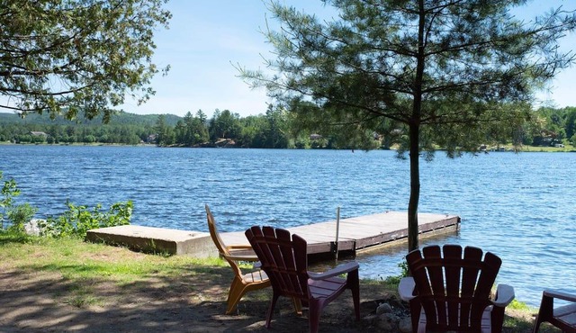[# 1 The Fish] Cottage on the banks of the river.