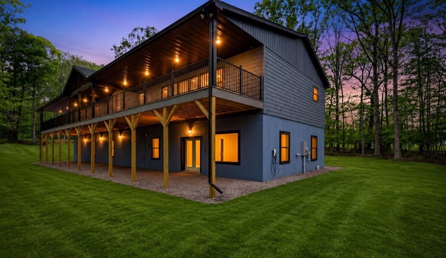 13 Bed/12 BA Pickleball Basketball Game Room WIFI Fire Pit FREE EV CHRG Secluded