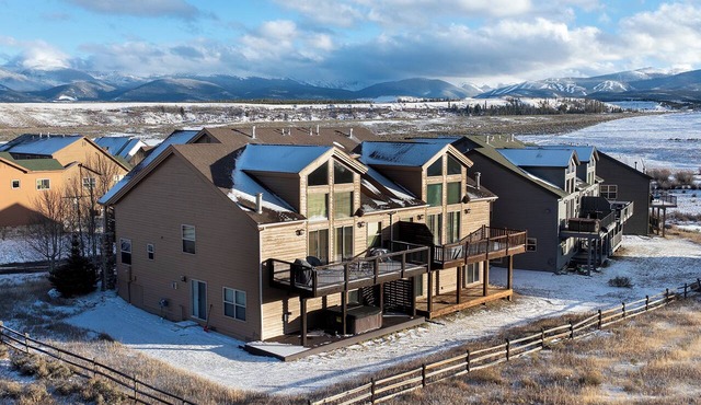 18 Fireweed B1 - Mountain Getaway mt views, private outdoor HT & amenities in Tabernash
