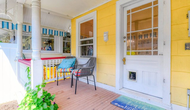 19 Webb 1W First Floor 1-bedroom apt with WiFi and AC near beach in Ocean Grove