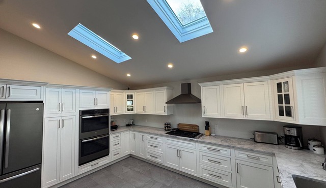 2-Bedroom in Village of Greenport with Backyard