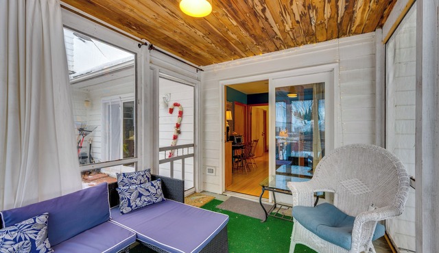 2 Mi to Main Street! Cozy Burlington Guest Suite