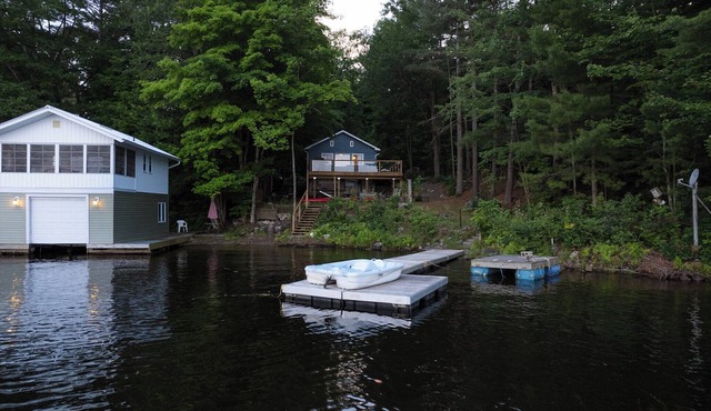 3 Mile Lakehouse