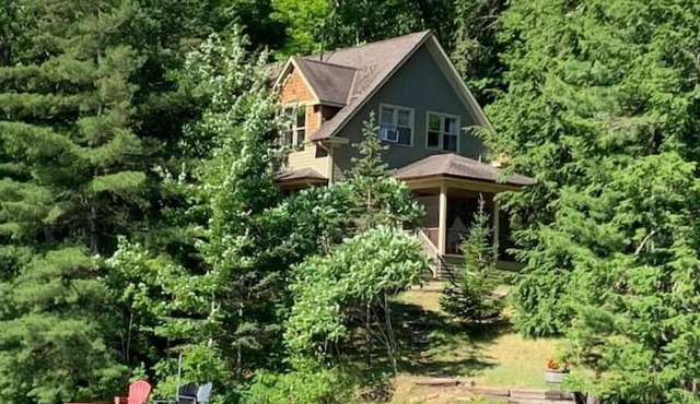 30 Island Lakehouse
