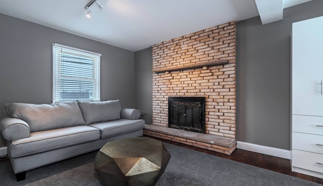 4 Bd Paradise Gorgeous Design Close to All!