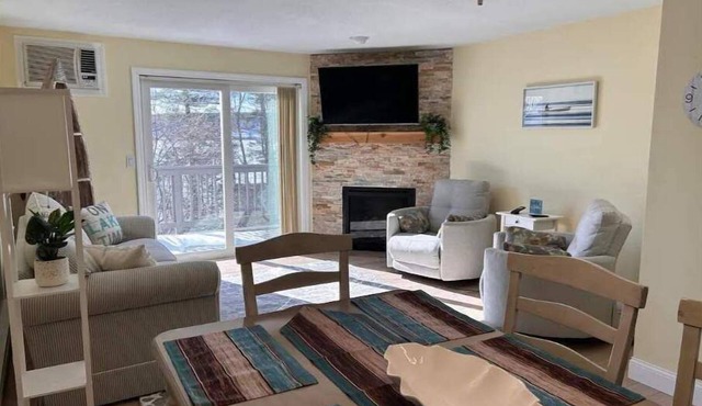 4-Season Lake Winni Townhome + Dock, Pool, Hiking + Slopes + Sleeps 7
