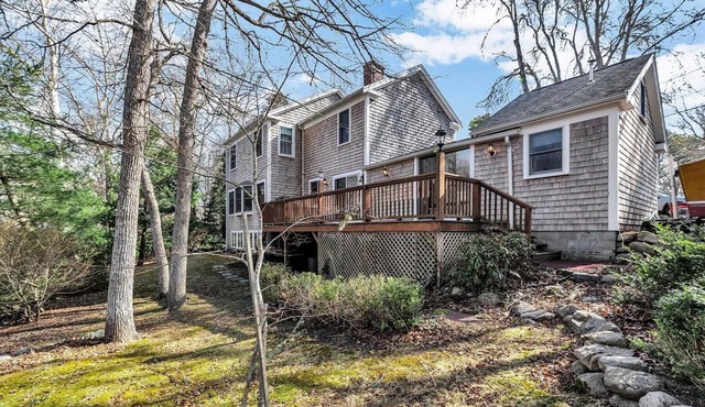 4BR Coastal Retreat Walk to Beach, Deck & BBQ Sleeps 12 Near Ocean Backyard Deck