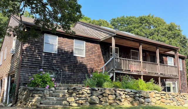 5-bedroom, 3-bath house on 5 Acres in Chilmark