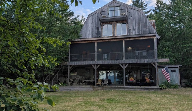 5 Bedrooms, Lake Living at its best!