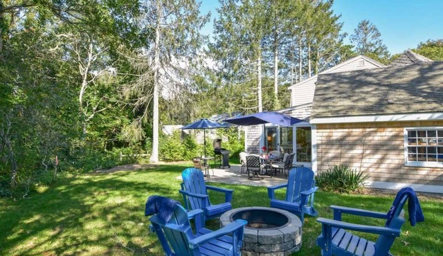 A Contemporary Gem w/Cape Character, Dog Friendly!