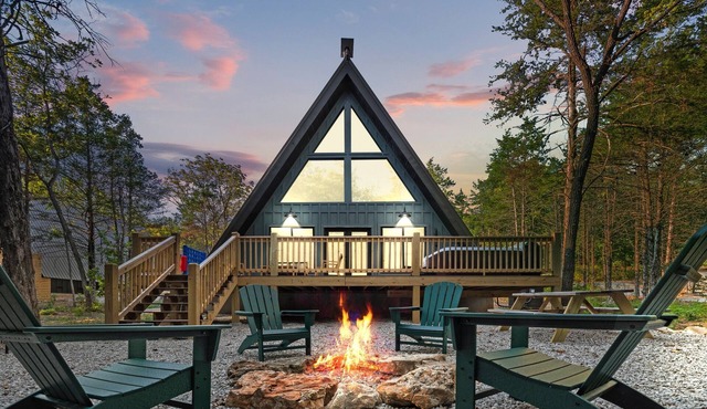 A‑Frame · Hot Tub · Table Rock Lake · Branson in Omaha