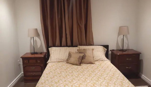A guest suite with free parking, 20min to downtown